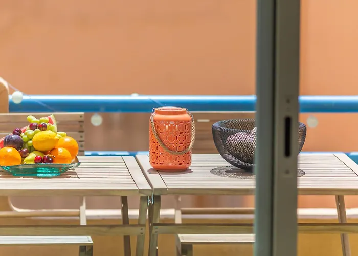 1St Line Beach, Pool, Terrace & Fibre Wifi